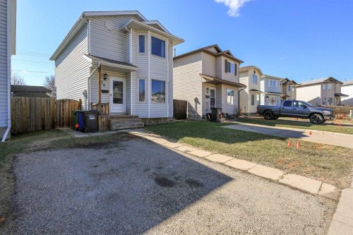 76 Good Crescent, Red Deer, AB - Outdoor