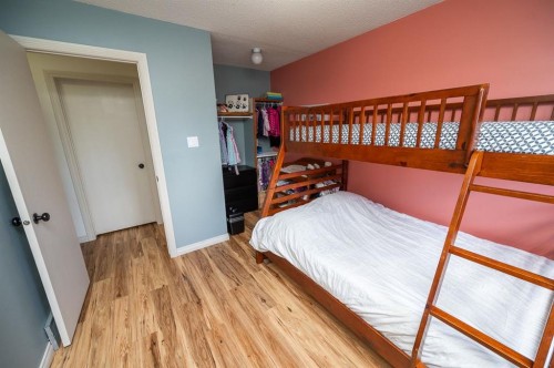25 Gilbert Crescent, Red Deer, AB - Indoor Photo Showing Bedroom