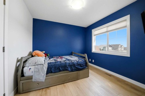 113 Coachman Way, Blackfalds, AB - Indoor Photo Showing Bedroom