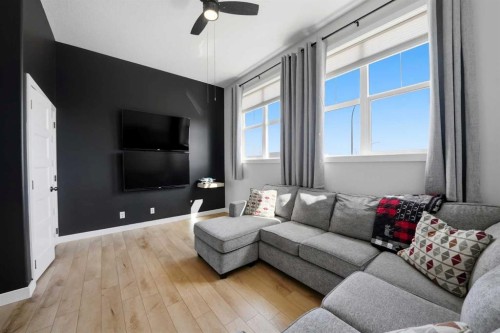 113 Coachman Way, Blackfalds, AB - Indoor Photo Showing Living Room