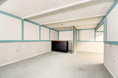 54 Ogden Avenue, Red Deer, AB - Indoor Photo Showing Other Room