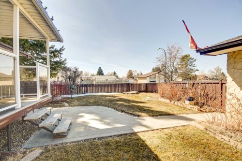 54 Ogden Avenue, Red Deer, AB - Outdoor