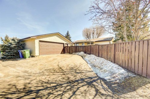 54 Ogden Avenue, Red Deer, AB - Outdoor