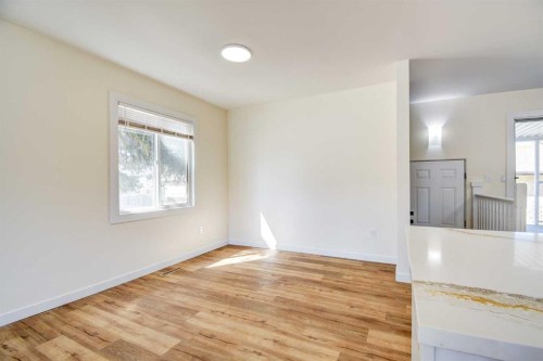 54 Ogden Avenue, Red Deer, AB - Indoor Photo Showing Other Room