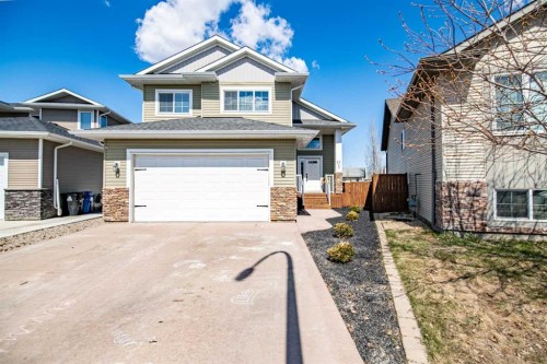 53 Portway Close  Blackfalds, AB T4M 0G7