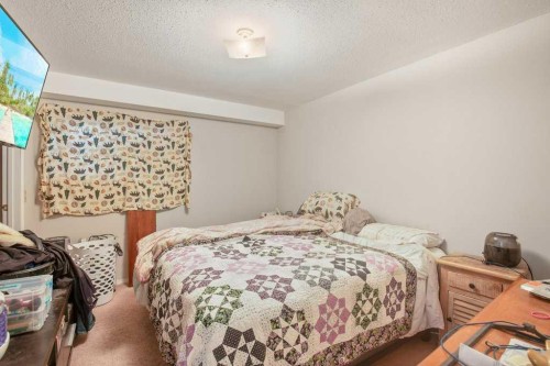 45 Hangingstone Drive, Lacombe, AB - Indoor Photo Showing Bedroom