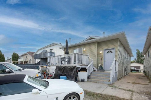 45 Hangingstone Drive, Lacombe, AB - Outdoor