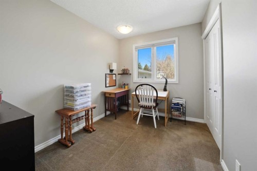 6 Sydney Close, Red Deer, AB - Indoor