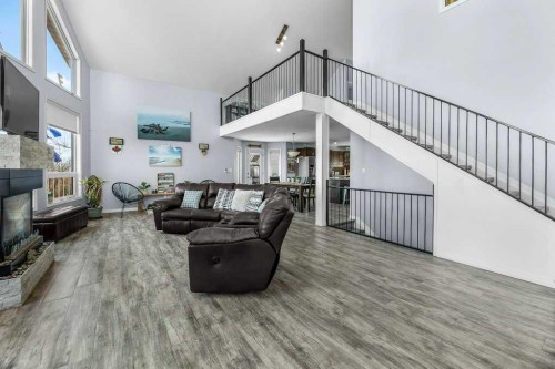 19 Lakeview Drive, Rochon Sands, AB - Indoor
