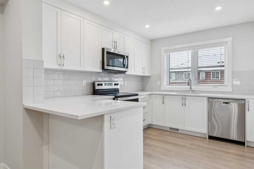 505-135 Mahogany Parade Se, Calgary, AB - Indoor Photo Showing Kitchen With Upgraded Kitchen