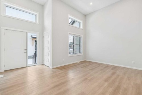 505-135 Mahogany Parade Se, Calgary, AB - Indoor Photo Showing Other Room