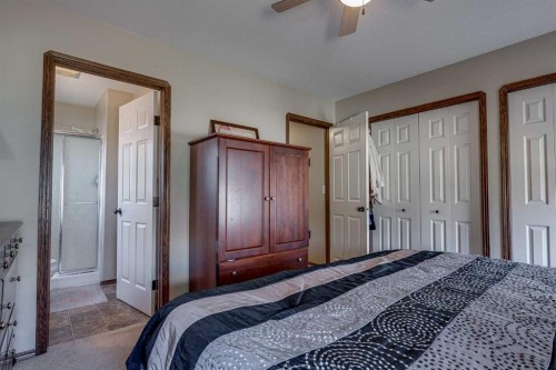 43 Inkster Close, Red Deer, AB - Indoor Photo Showing Bedroom