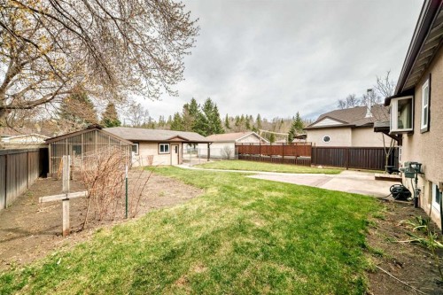 5309 42A Avenue, Red Deer, AB - Outdoor