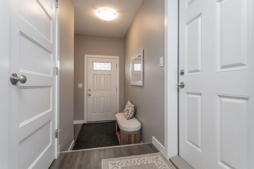 67 Thomlison Avenue, Red Deer, AB - Indoor Photo Showing Other Room