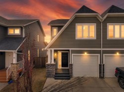 18 Shaw Close Red Deer, AB T4R 0L3