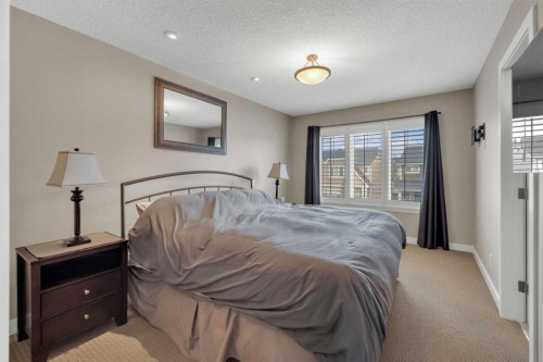 18 Shaw Close, Red Deer, AB - Indoor Photo Showing Bedroom