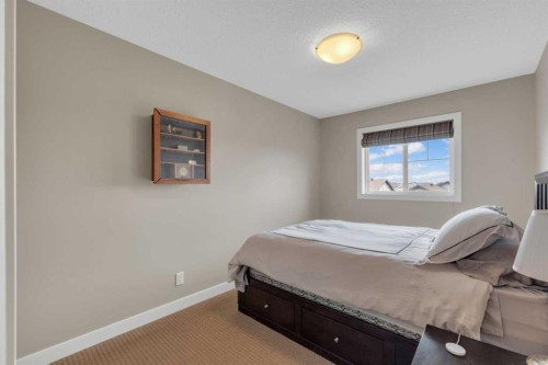 18 Shaw Close, Red Deer, AB - Indoor Photo Showing Bedroom