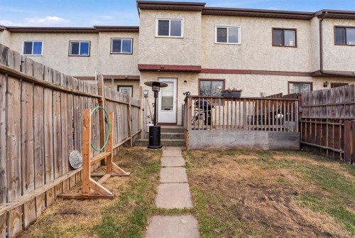39 Greene Close, Red Deer, AB - Outdoor With Exterior