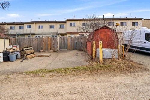 39 Greene Close, Red Deer, AB - Outdoor