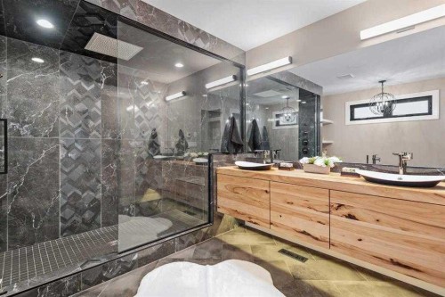 57 Larratt Close, Red Deer, AB - Indoor Photo Showing Bathroom