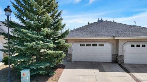 10-32 Dowler Street, Red Deer, AB - Outdoor