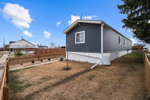 16 Main Street, Edberg, AB - Outdoor With Exterior