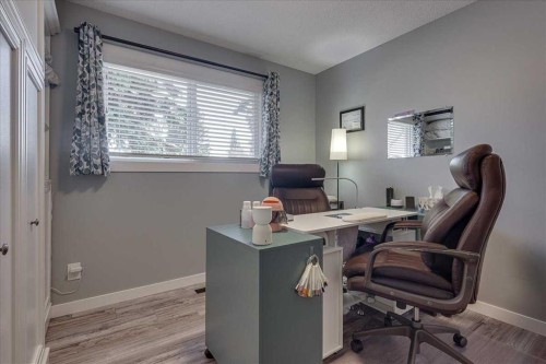 5616 55 Avenue, Lacombe, AB - Indoor Photo Showing Office
