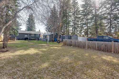 5616 55 Avenue, Lacombe, AB - Outdoor