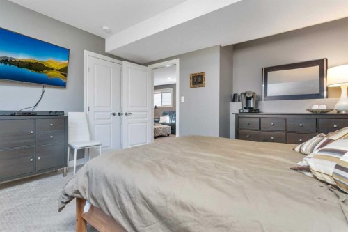 11 Craig Road, Sylvan Lake, AB - Indoor Photo Showing Bedroom