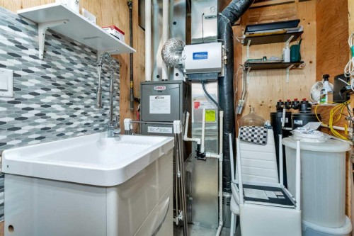 11 Craig Road, Sylvan Lake, AB - Indoor