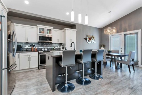11 Craig Road, Sylvan Lake, AB - Indoor