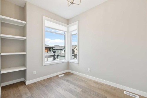 413 Shawnee Terrace Sw, Calgary, AB - Indoor Photo Showing Other Room