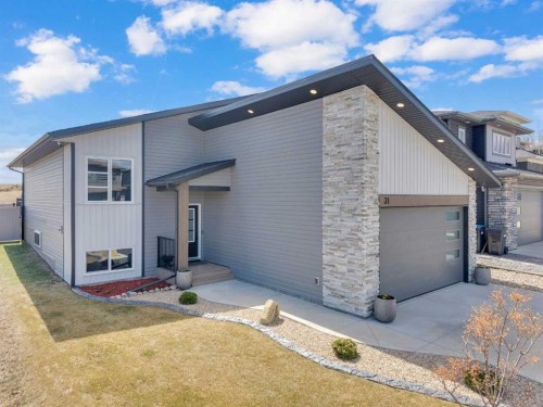 31 Vanson Close, Sylvan Lake, AB - Outdoor