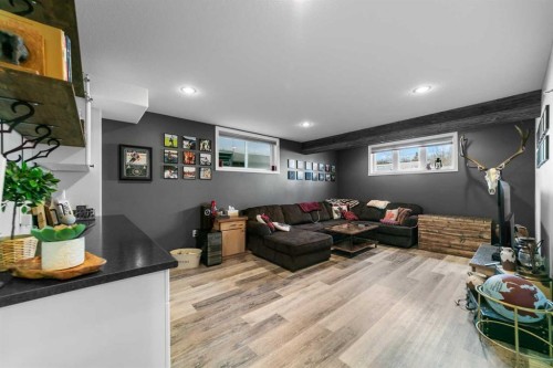5007 52 Street, Amisk, AB - Indoor