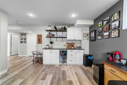 5007 52 Street, Amisk, AB - Indoor