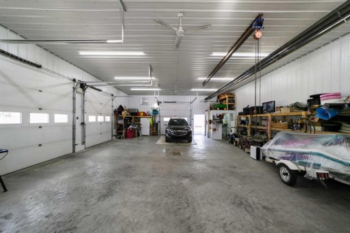 5007 52 Street, Amisk, AB - Indoor Photo Showing Garage