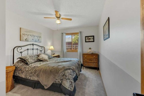 4702 57 Ave, Rimbey, AB - Indoor Photo Showing Bedroom