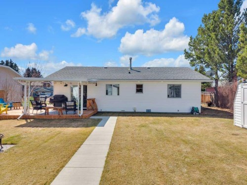4702 57 Ave, Rimbey, AB - Outdoor With Deck Patio Veranda