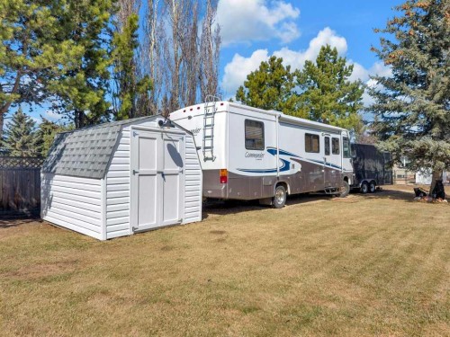 4702 57 Ave, Rimbey, AB - Outdoor