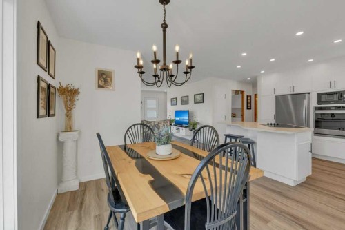 4702 57 Ave, Rimbey, AB - Indoor Photo Showing Dining Room