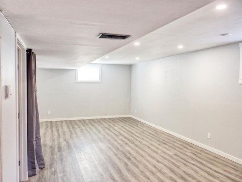 210 Bradford Crescent South, Three Hills, AB - Indoor
