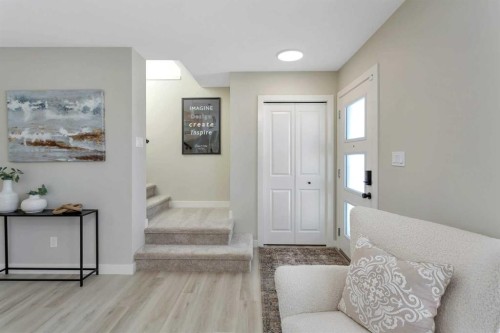 206 Cambridge Way, Sylvan Lake, AB - Indoor Photo Showing Other Room