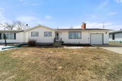 5221 51 Avenue Holden, AB T0B 2C0