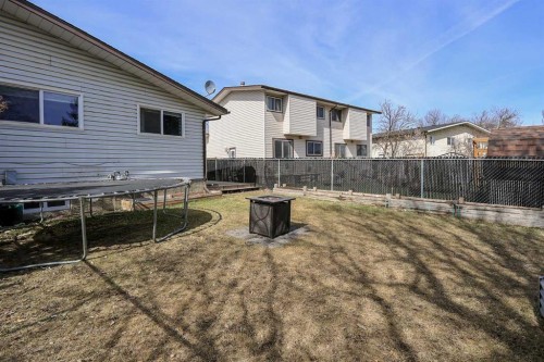 251 Overdown Drive, Red Deer, AB - Outdoor