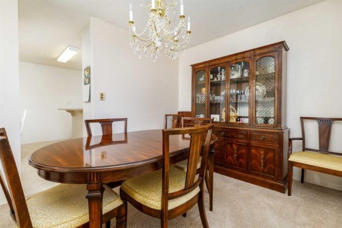 90 Welton Crescent, Red Deer, AB - Indoor Photo Showing Dining Room