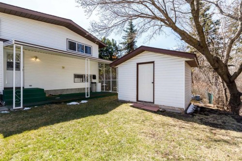 90 Welton Crescent, Red Deer, AB - Outdoor With Exterior