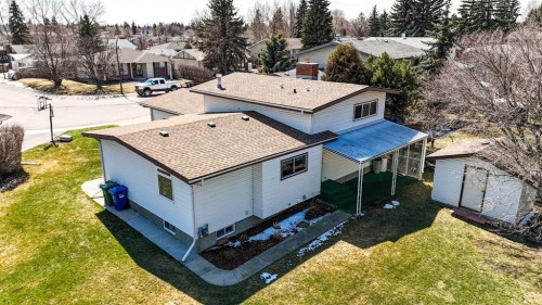 90 Welton Crescent, Red Deer, AB - Outdoor