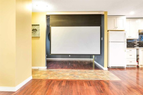 5 Freemont Close, Red Deer, AB - Indoor Photo Showing Other Room