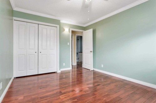 5 Freemont Close, Red Deer, AB - Indoor Photo Showing Other Room
