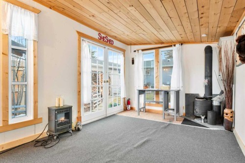 5 Freemont Close, Red Deer, AB - Indoor Photo Showing Other Room